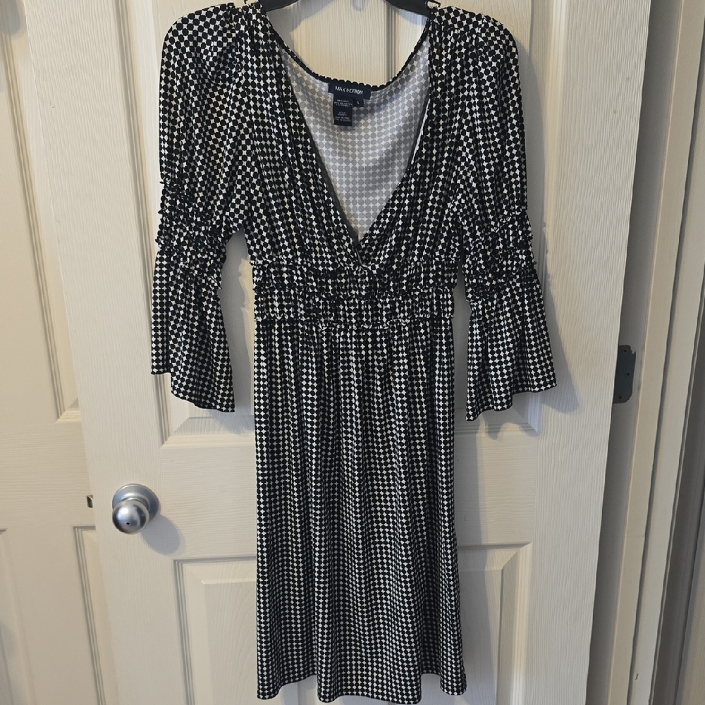 Max Edition Black and White 3/4 Dress